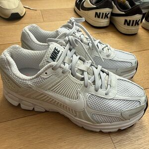 Nike White Mesh Running Shoes